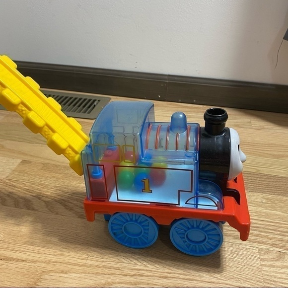 Thomas the Tank Ball Pop Push Walking Toy Engine Train - Picture 4 of 6